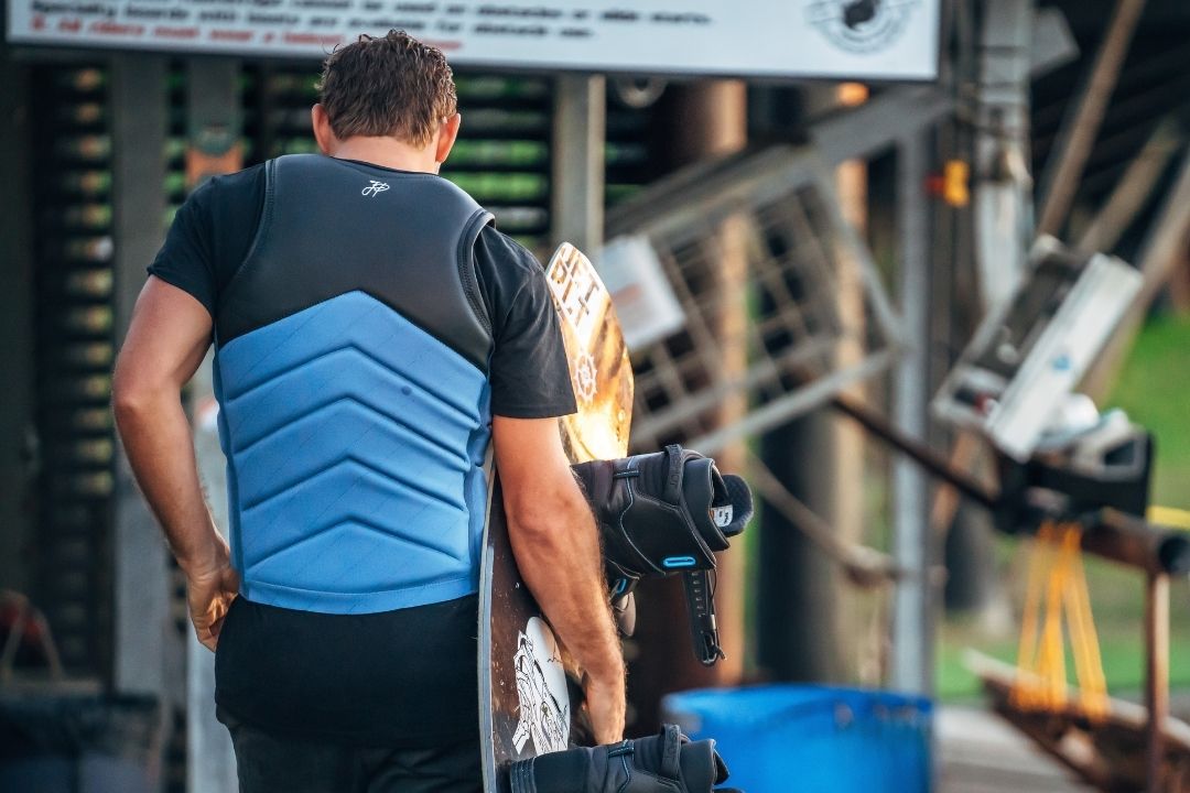 Men's Life Jacket Size and Fit Guide 2022