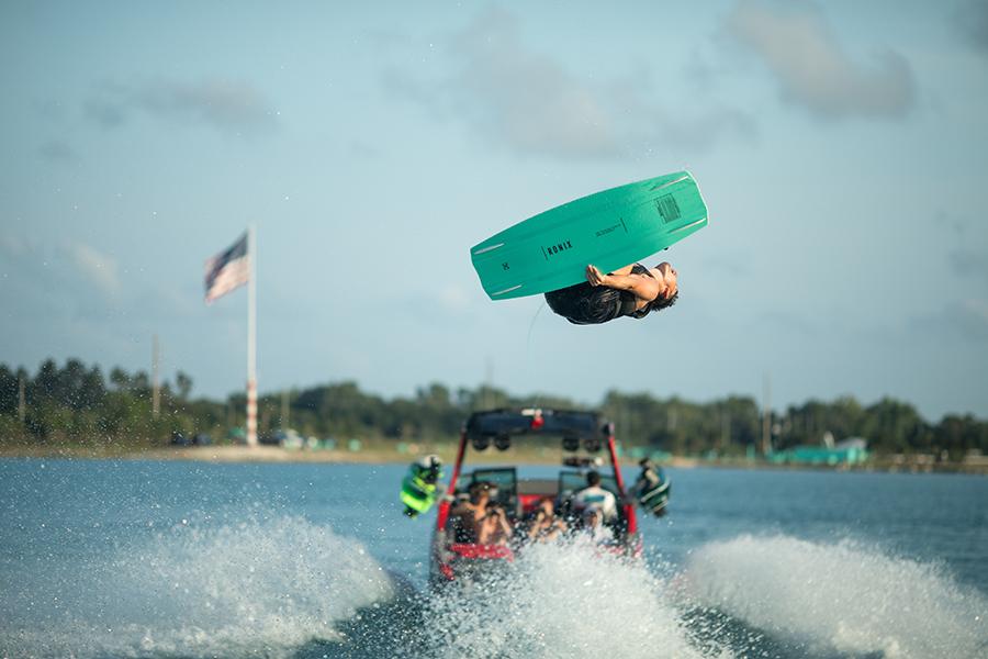 2021 RONIX WAKEBOARD OVERVIEW