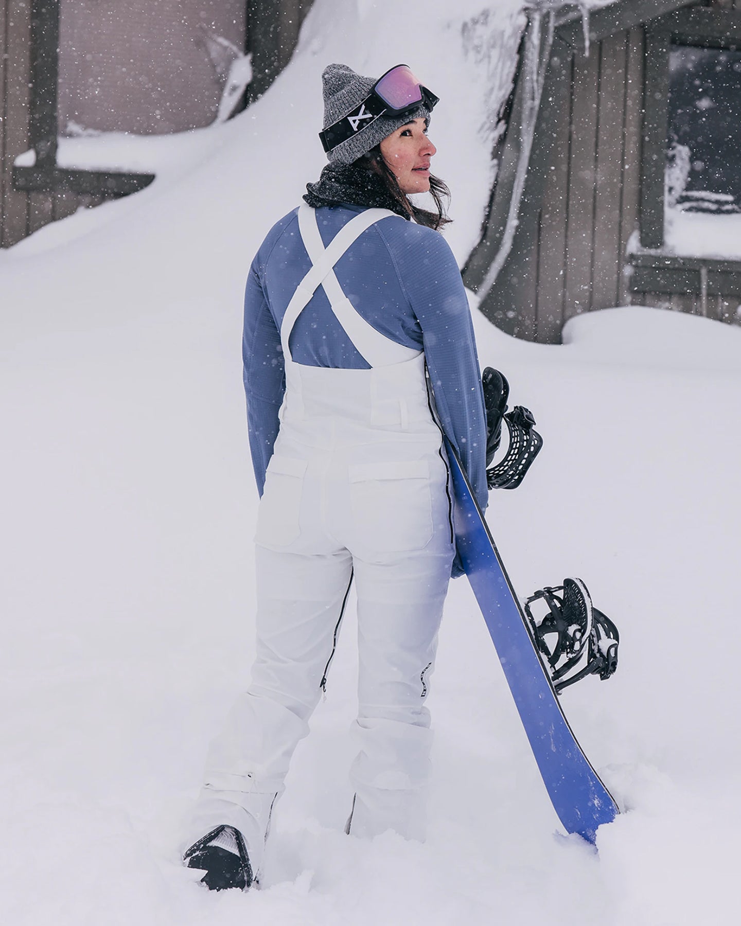 Burton Women's Avalon Stretch 2L Bib Snow Pants - Stout White Women's Snow Bibs - Trojan Wake Ski Snow