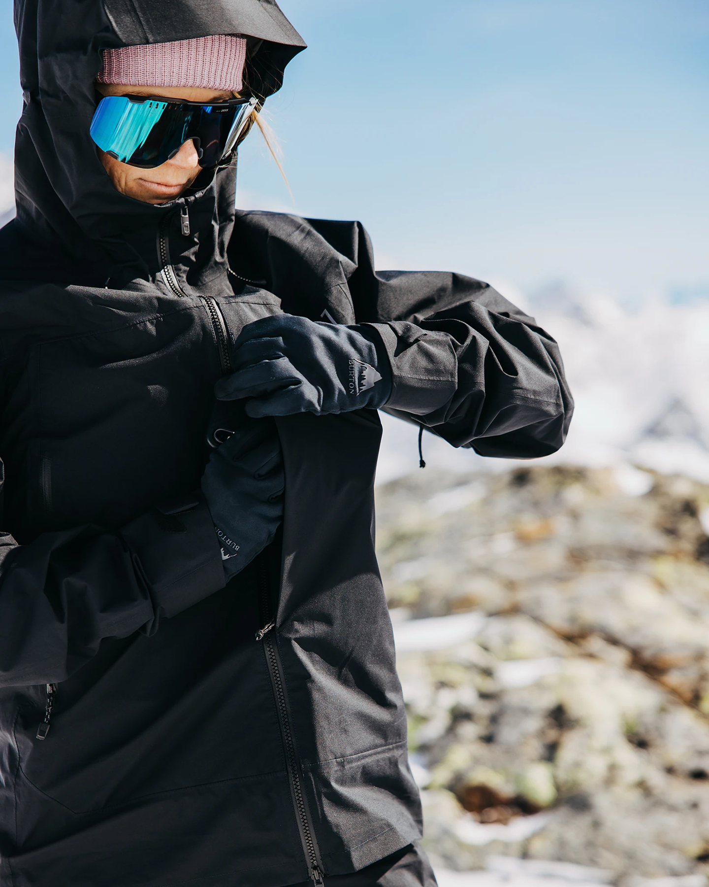 Burton Women's [ak] GORE-TEX® Surgence Jacket - True Black Women's Snow Jackets - Trojan Wake Ski Snow