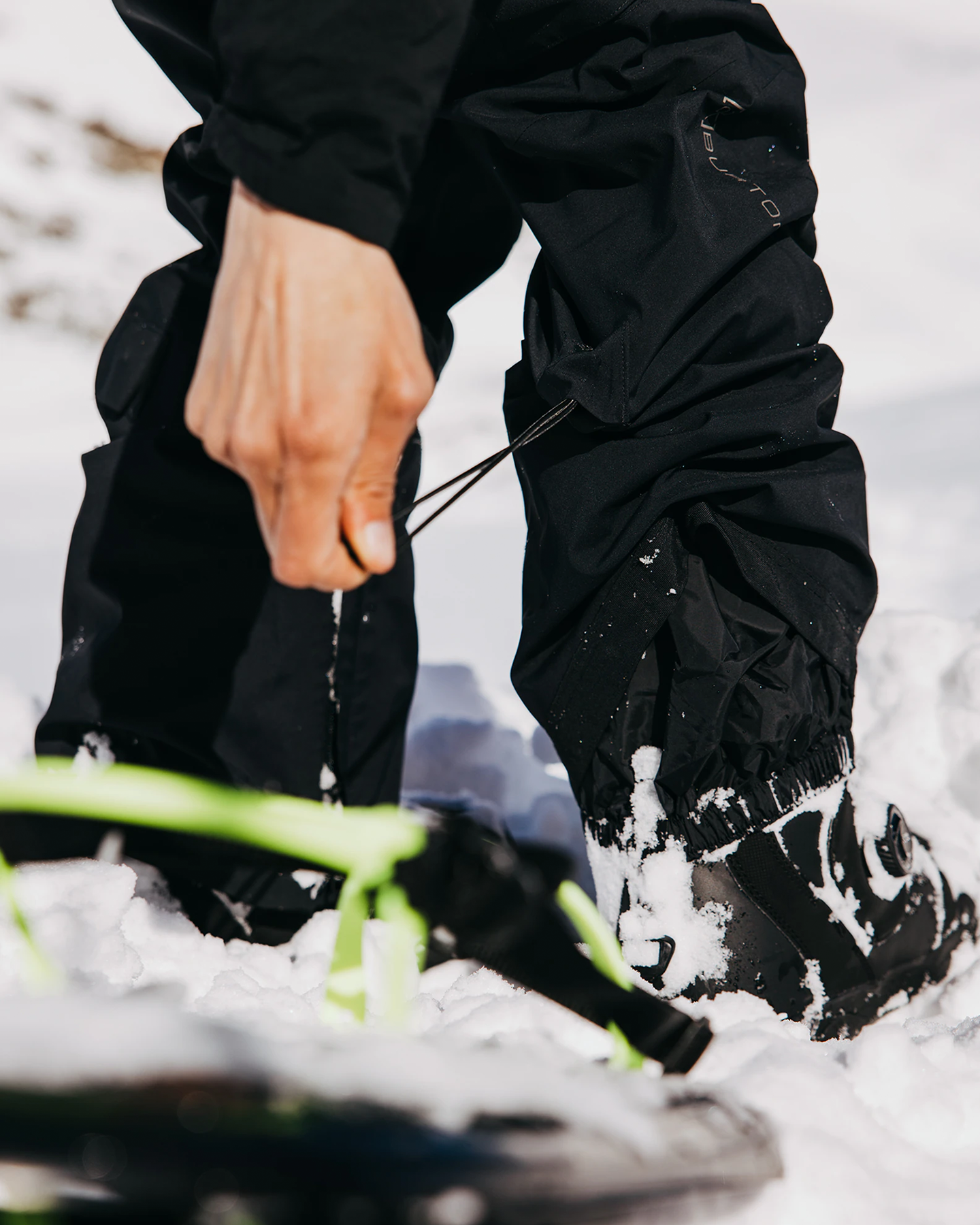 Burton Women's [ak]® Summit GORE-TEX® 2L Insulated Snow Pants - True Black Women's Snow Pants - Trojan Wake Ski Snow