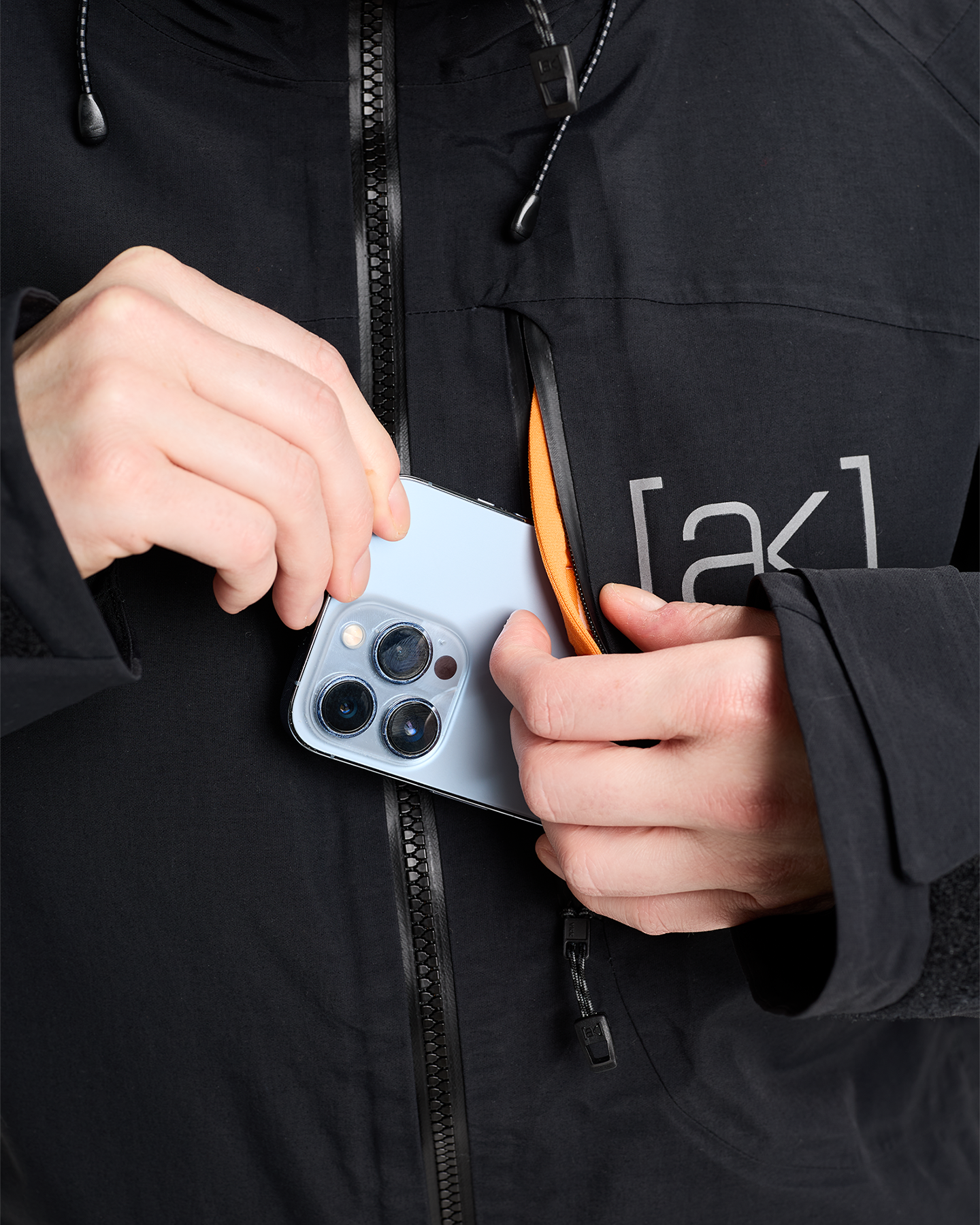 Burton Women's Burton [ak]® Embark Gore‑Tex 2L Snow Jacket - True Black Women's Snow Jackets - Trojan Wake Ski Snow