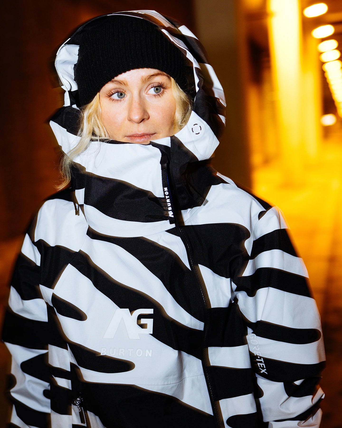 Burton Women's Analog Hardpack Gore-Tex 3L Snow Jacket - Onyx Zebra - 2024 Women's Snow Jackets - Trojan Wake Ski Snow