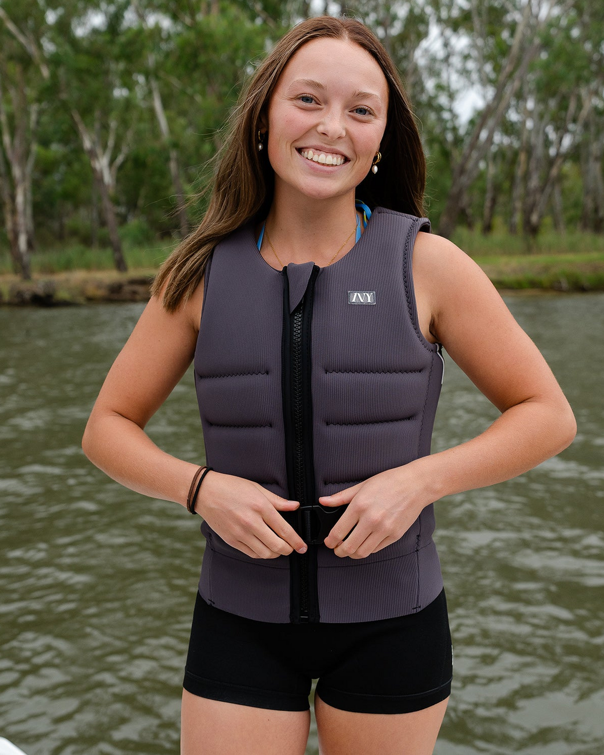 Ivy Women's Bella Vest - Charcoal