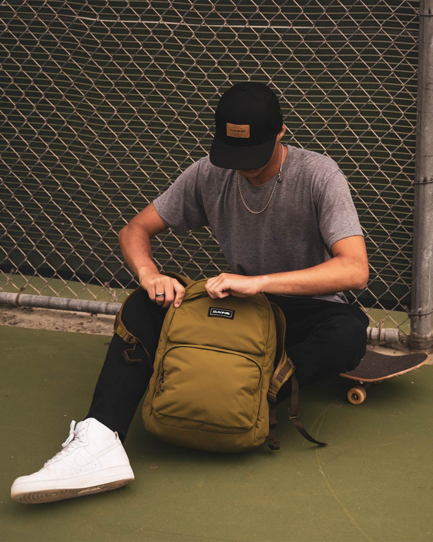 Dakine Method Backpack 25L Lifestyle Backpack - Trojan Wake Ski Snow