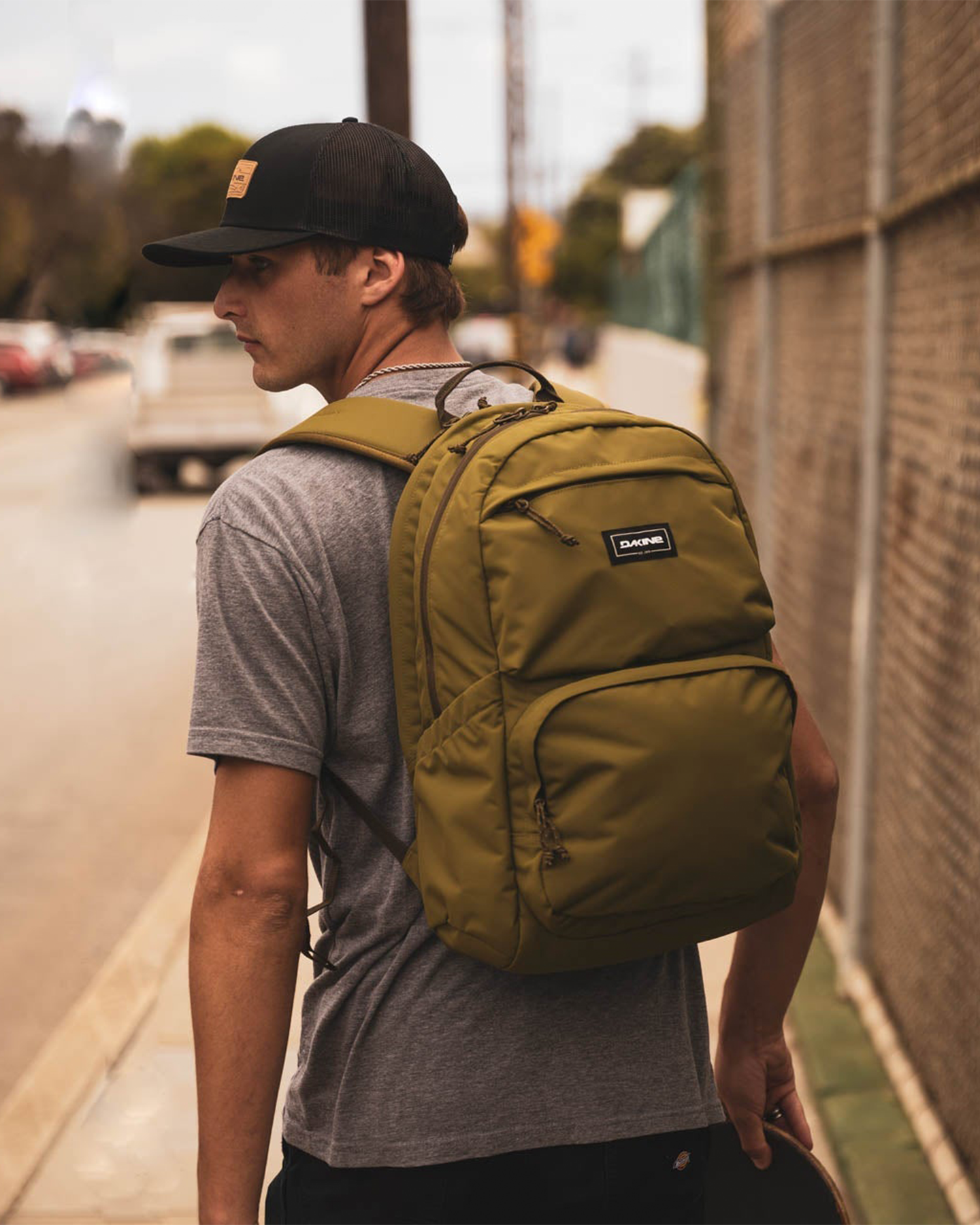 Dakine Method Backpack 25L Lifestyle Backpack - Trojan Wake Ski Snow