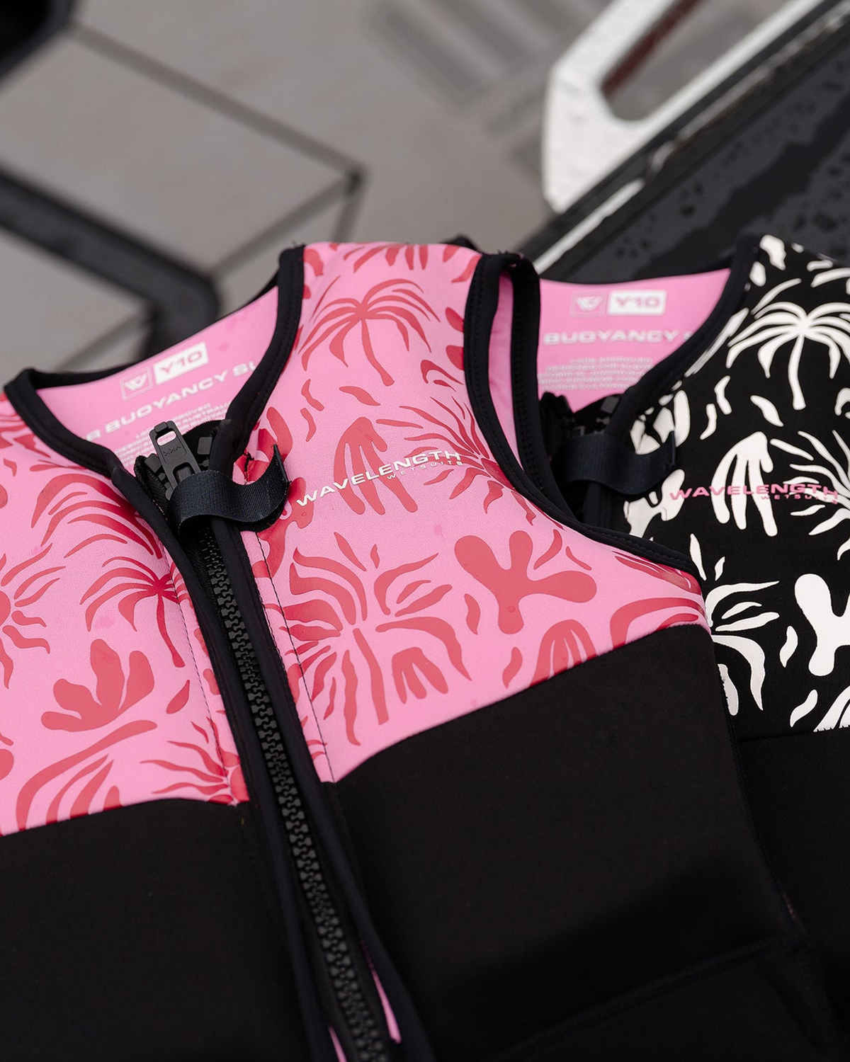 Wavelength Girls' Buoyancy Suit - Pink