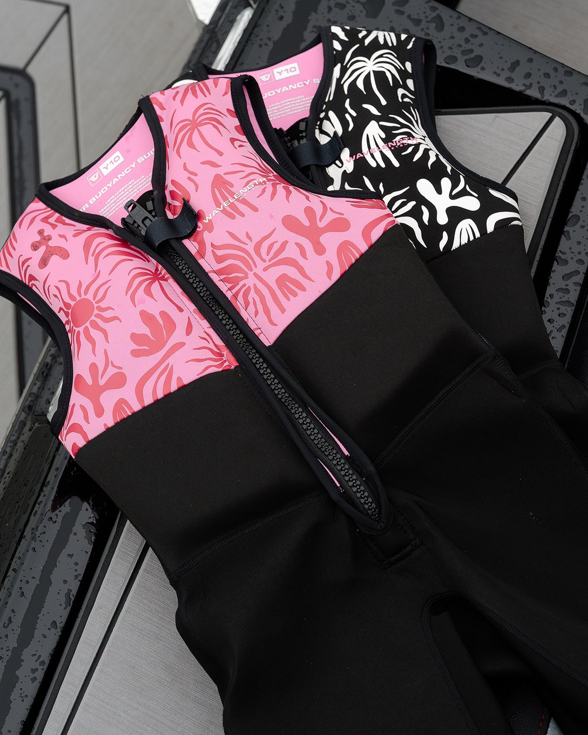 Wavelength Girls' Buoyancy Suit - Pink